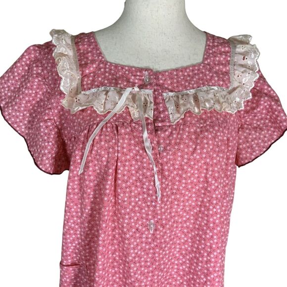Lando Vintage Pink Ruffled Floral Nightgown Lace Trim & Button Front - Picture 5 of 7